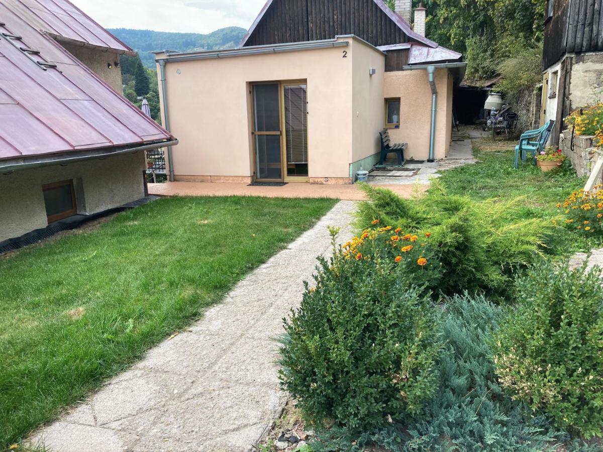 شقة Apartman Panorama Banská Štiavnica المظهر الخارجي الصورة