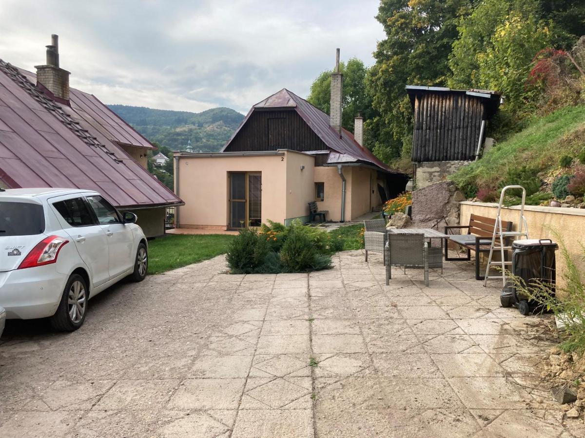 شقة Apartman Panorama Banská Štiavnica المظهر الخارجي الصورة