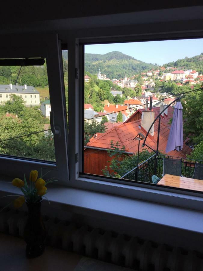 شقة Apartman Panorama Banská Štiavnica المظهر الخارجي الصورة