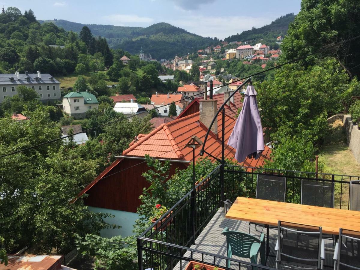 شقة Apartman Panorama Banská Štiavnica المظهر الخارجي الصورة